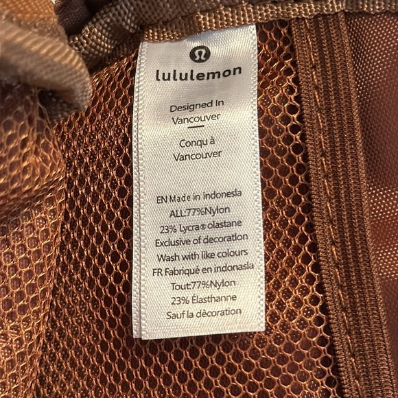 NWT Lululemon Everywhere Fleece Belt Bag Burnt Caramel - Picture 13 of 16
